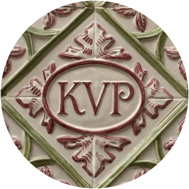 KVP nails logo